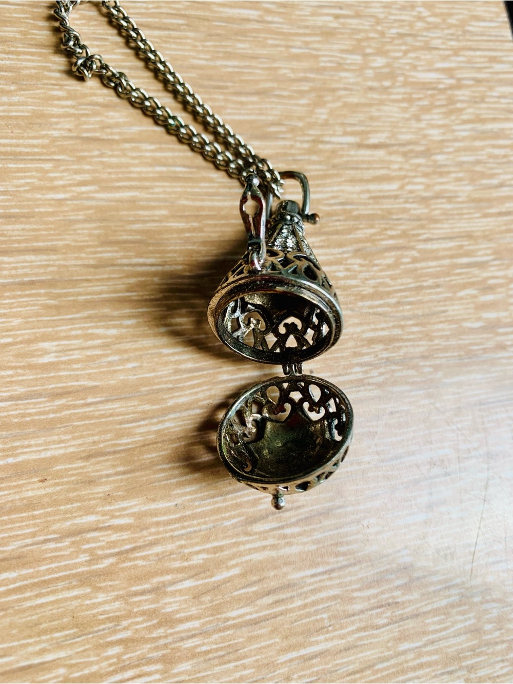 Fun Necklace Collection - Picture 2 of 6